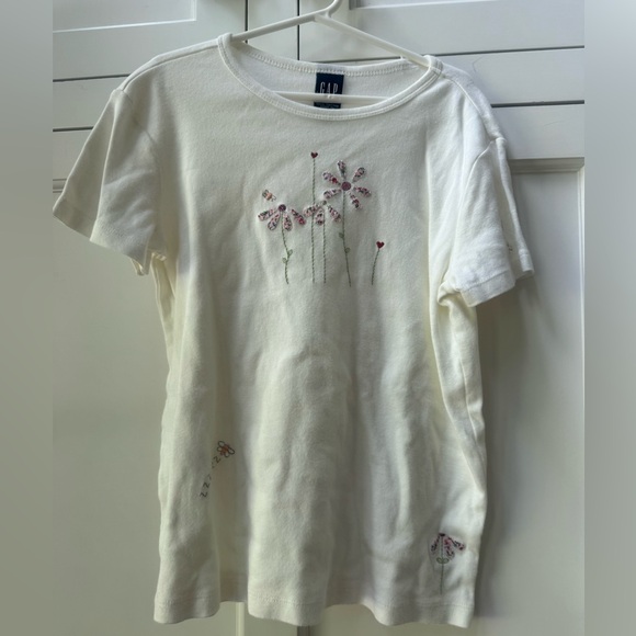 GAP Other - GAP Kids Floral Embroidered Tee